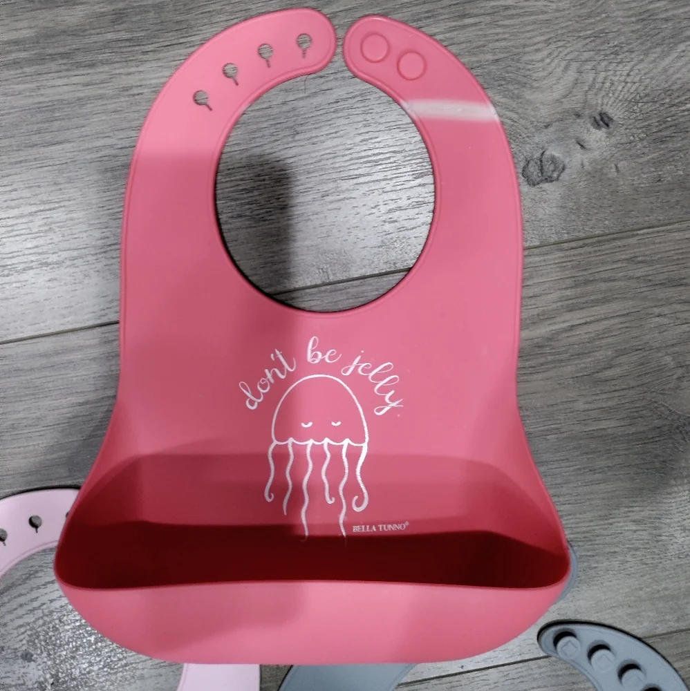 Bella Tunno set of 3 baby wonder silicone bibs